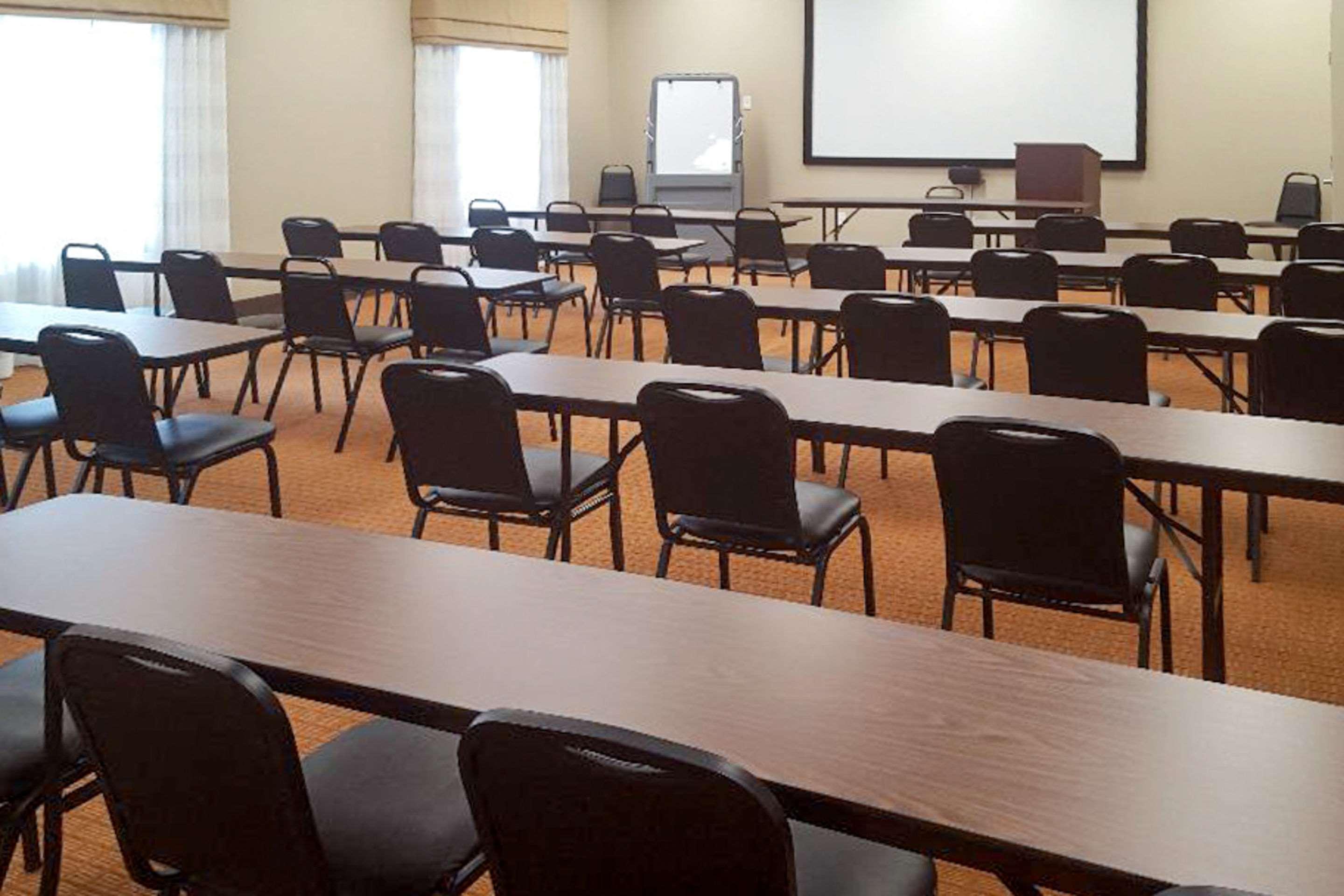 Sleep Inn & Suites Belmont - St. Clairsville מראה חיצוני תמונה