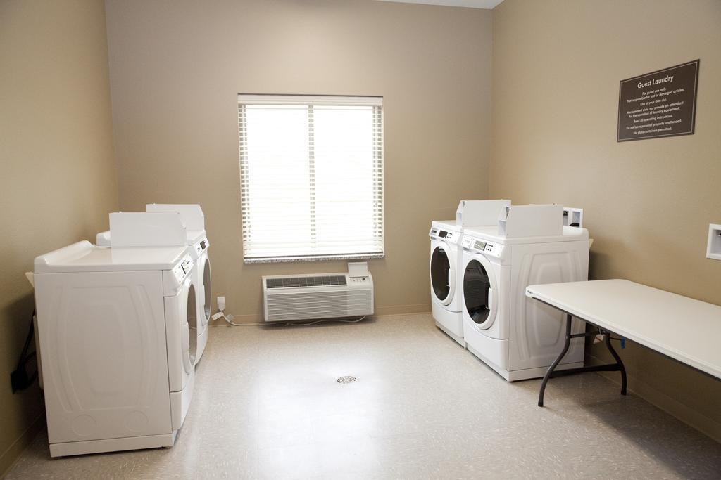 Sleep Inn & Suites Belmont - St. Clairsville מראה חיצוני תמונה