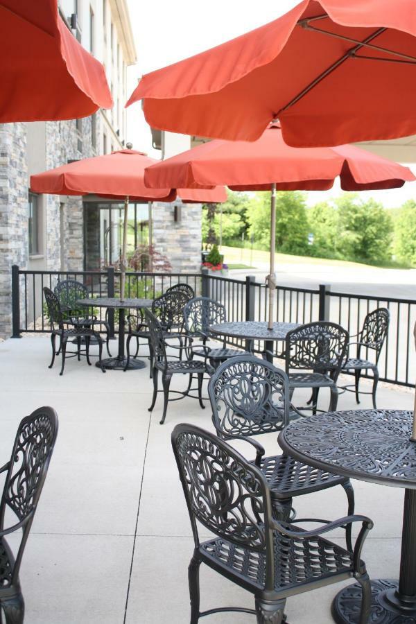 Sleep Inn & Suites Belmont - St. Clairsville מראה חיצוני תמונה